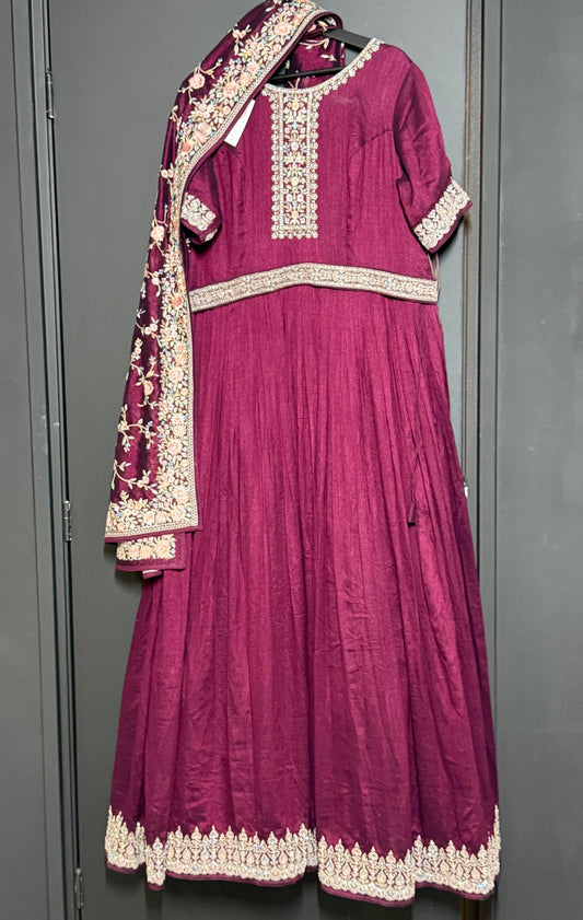 Bordeauxrode Anarkali Jurk met Dupatta