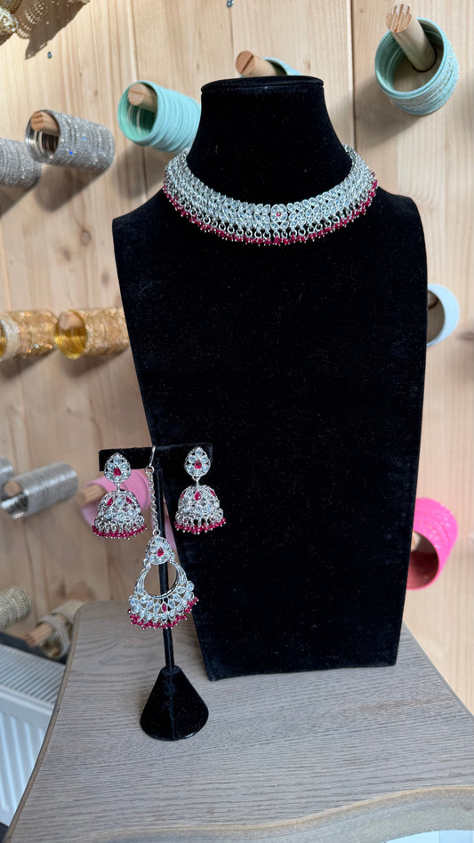 Donker Roze Indiase Choker Set met Jhumka Oorbellen – Bollywood Jewelry