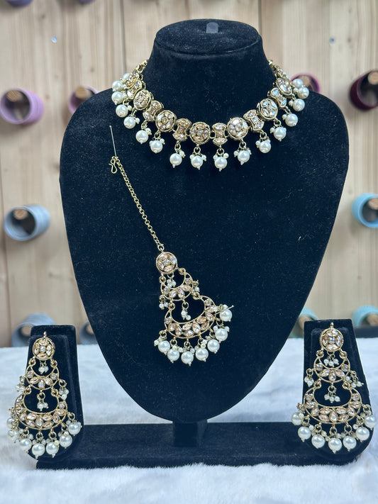 Nargis set