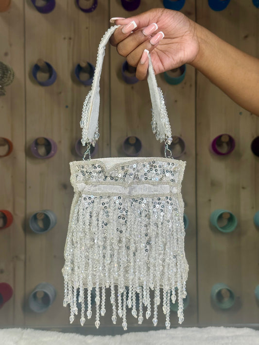 Amira clutch