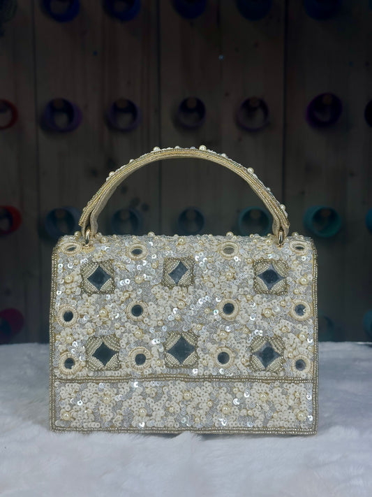 Laila clutch