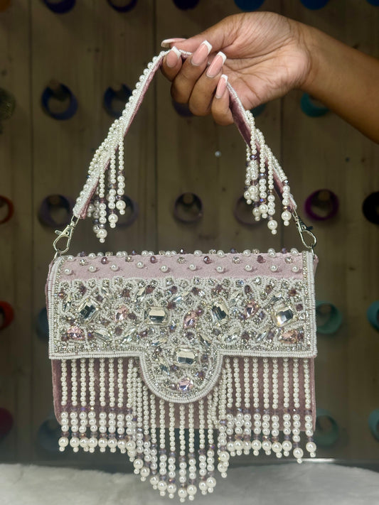 Chandni clutch
