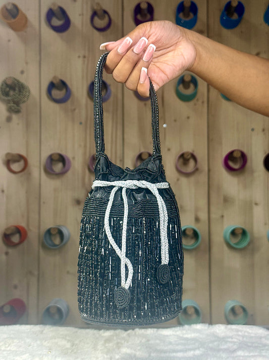 Nazaara tas
