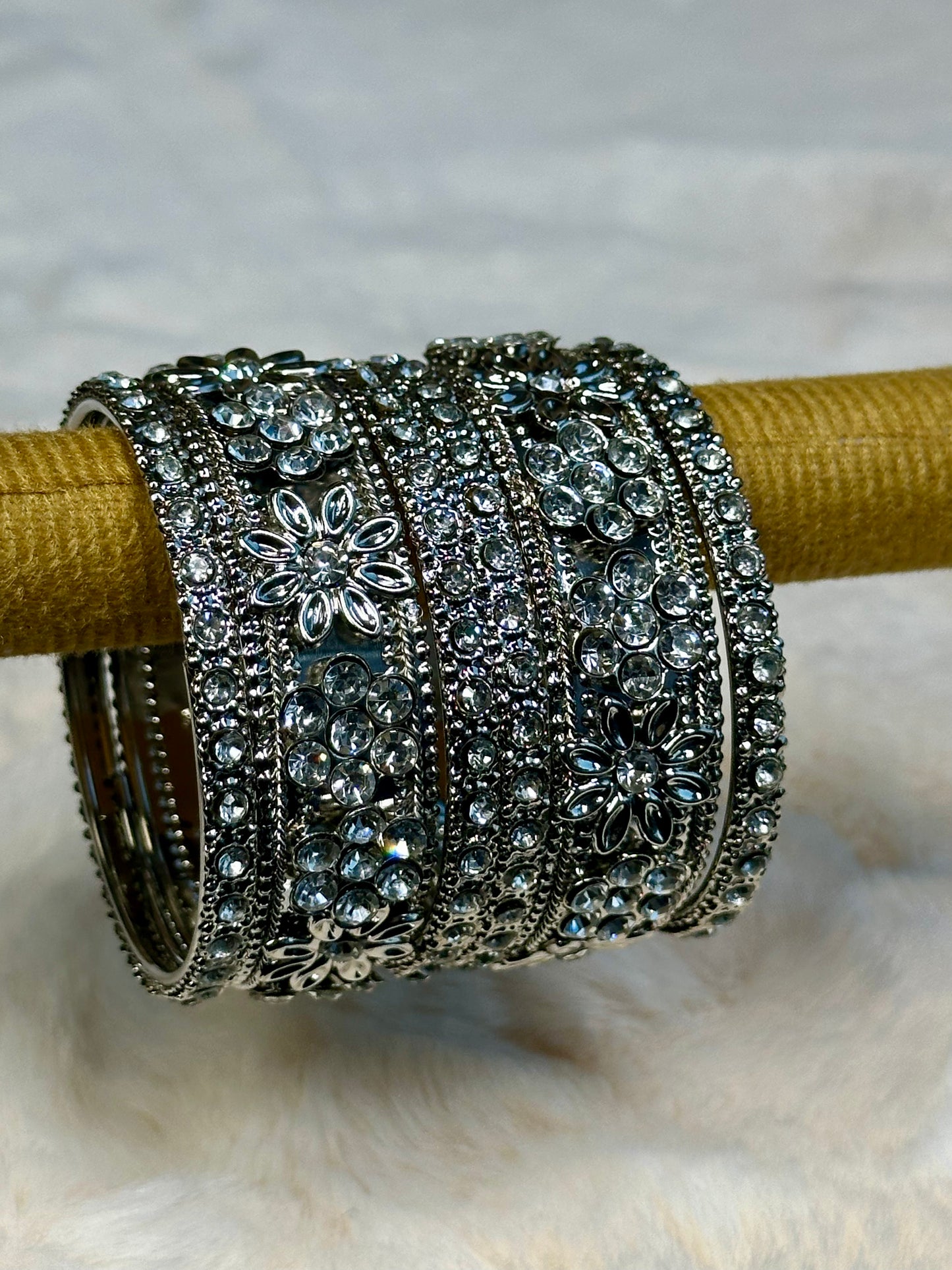Titli kids bangle set