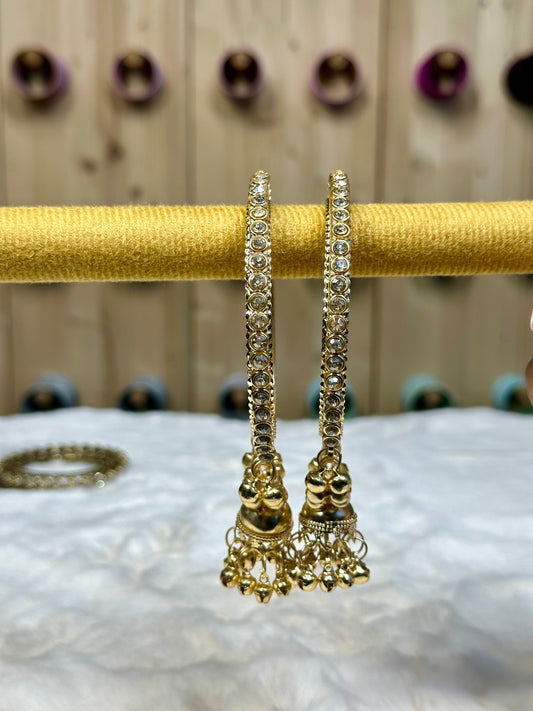 Haseen jhumka armbanden