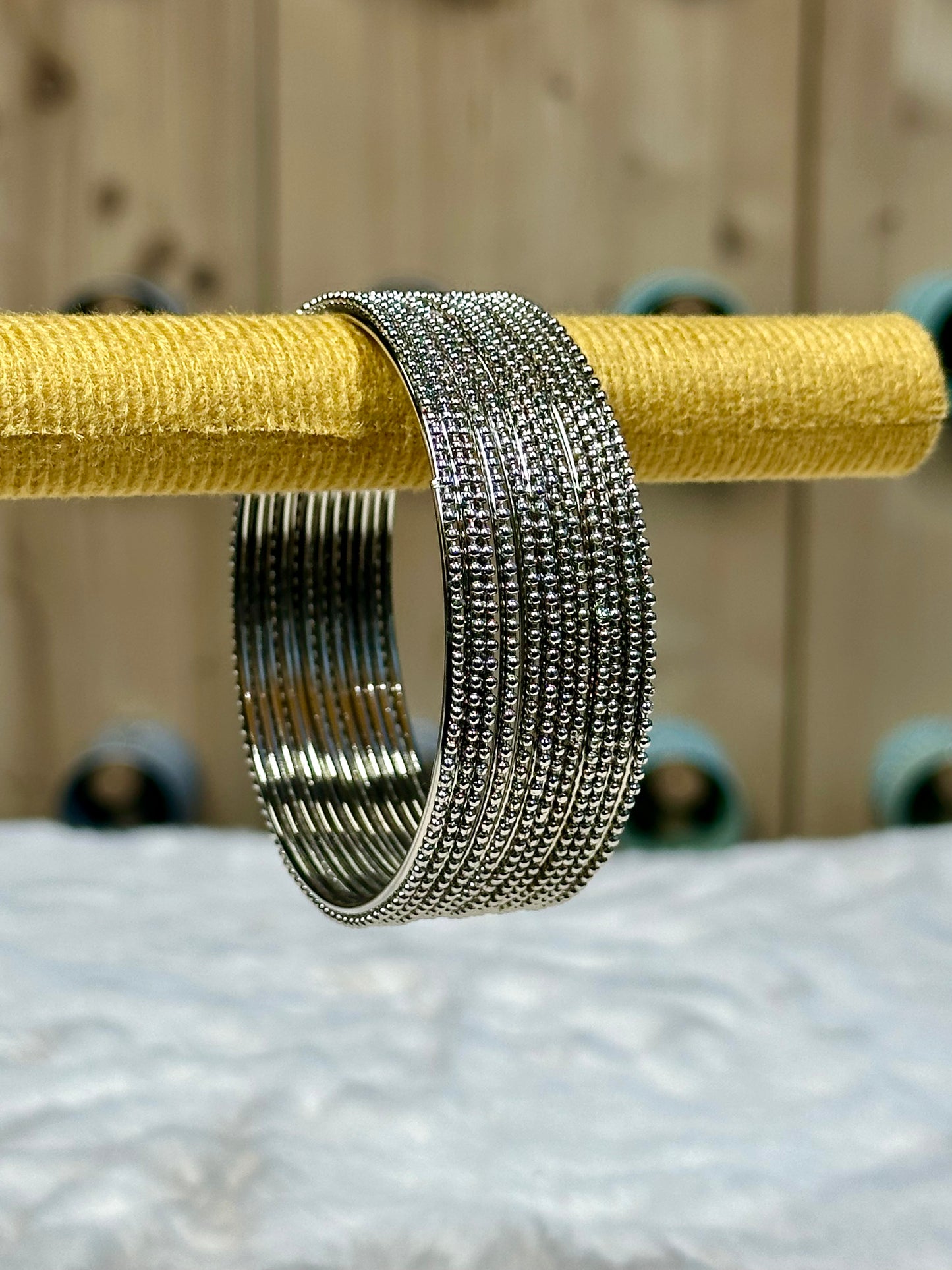 Nitiya opvul armbanden