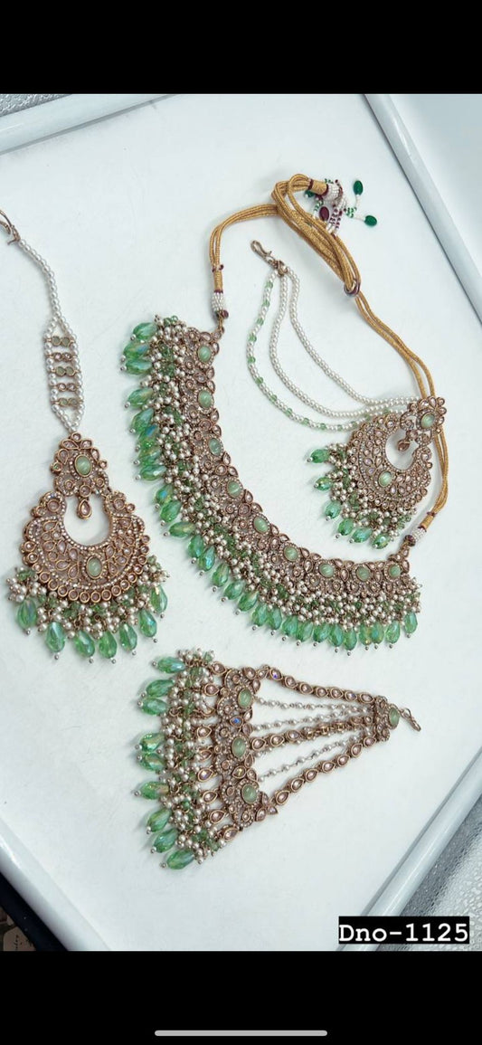 Mintgroene Kundan Kettingset met Glaskralen en Parels