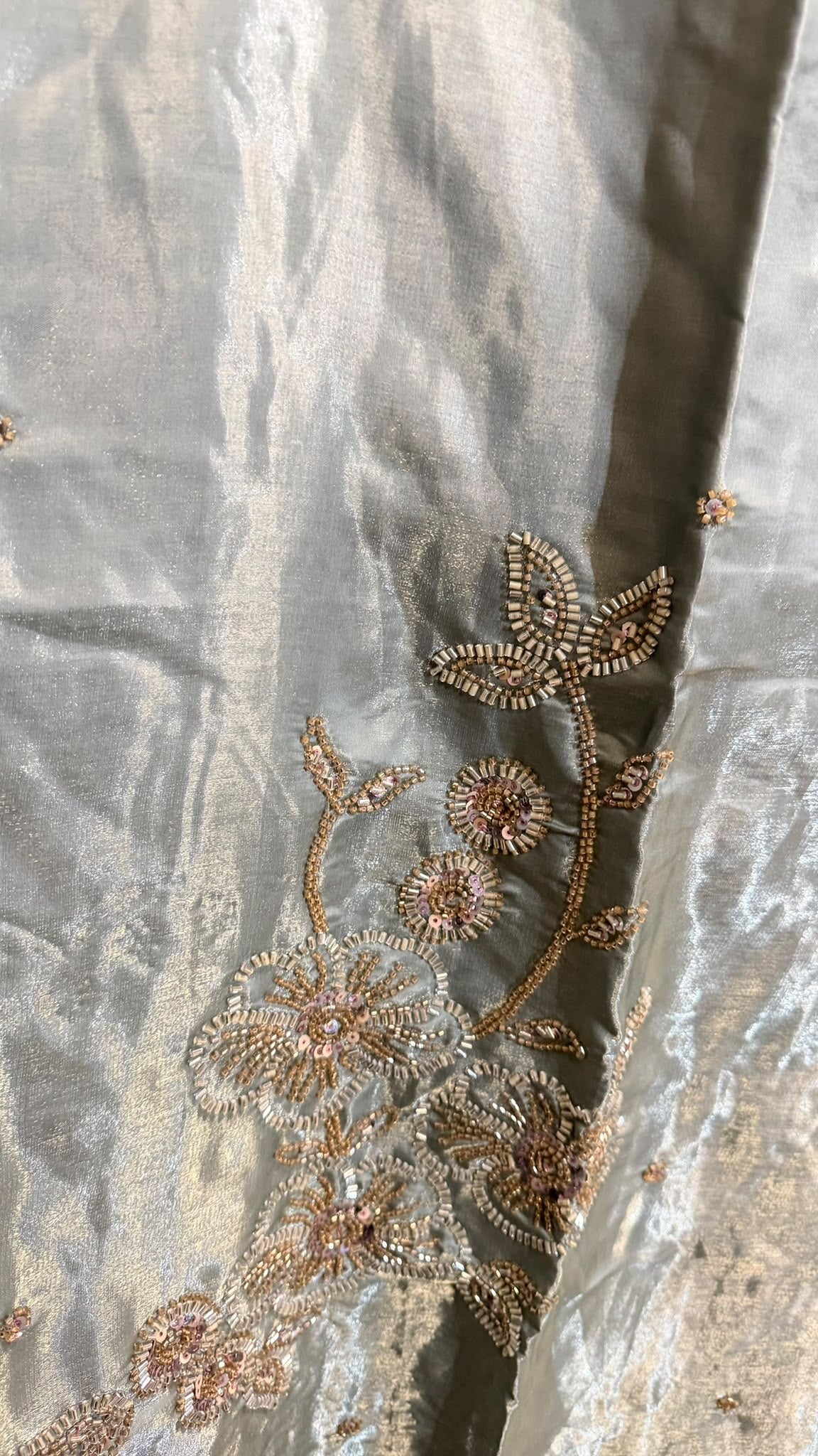 Sage Green Salwar Kameez – Saliegroen met Bloemenborduurwerk